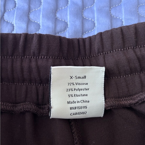 Varley rolled cuff pant - Picture 8 of 10